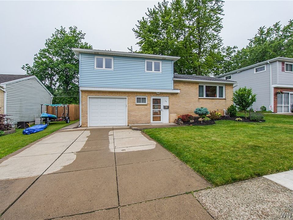 1st image of 26 Antoinette Dr