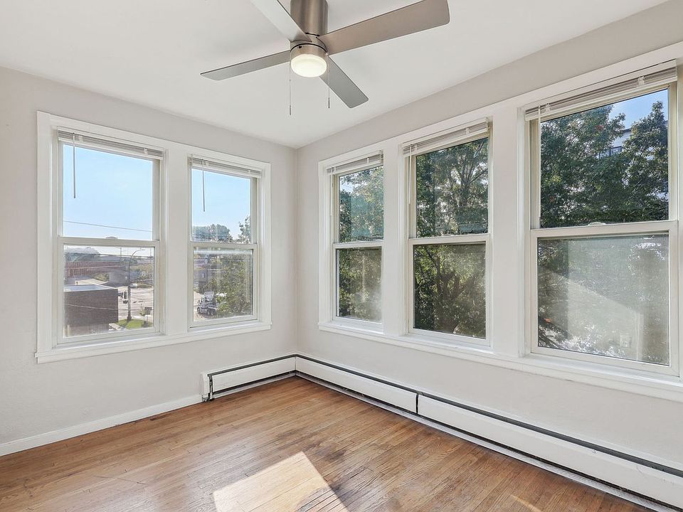 1st image of 1605 Marshall Ave APT 5