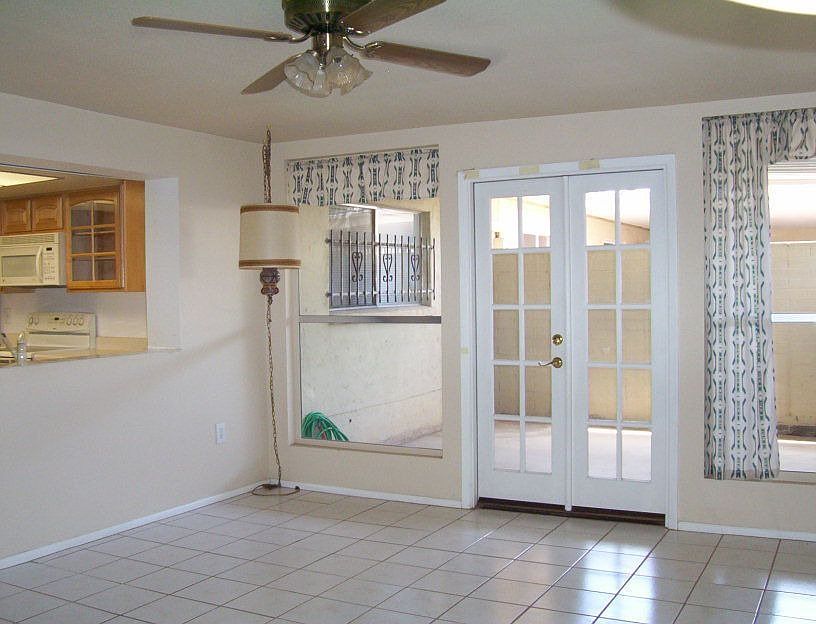 1st image of 450 N Hobson Plz