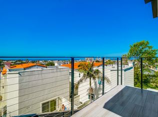 521 N Helberta Ave, Redondo Beach, CA 90277