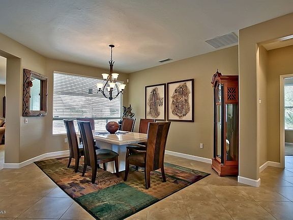5th image of 17587 W Calistoga Dr