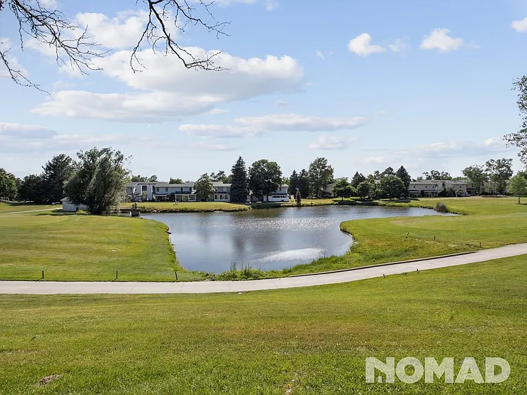 2629 S Xanadu Way #A — Photo 21