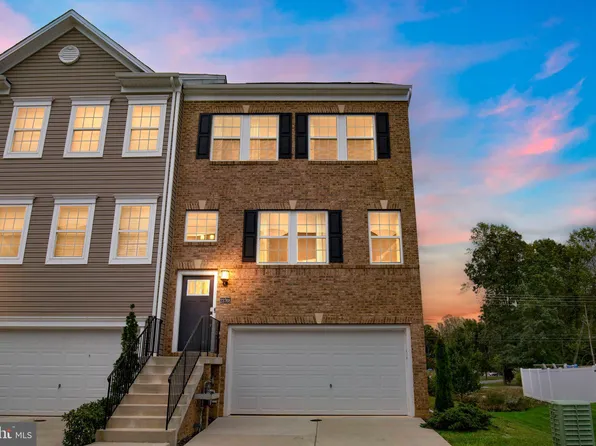 23768 Myrtle Glen Way, California, MD 20619