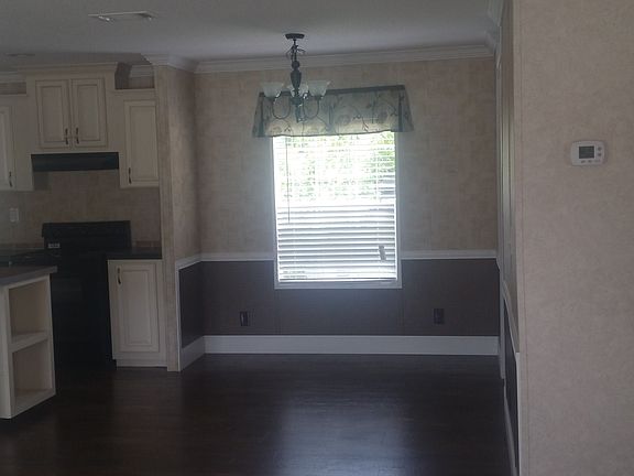 3rd image of 1849 Annapolis Ave
