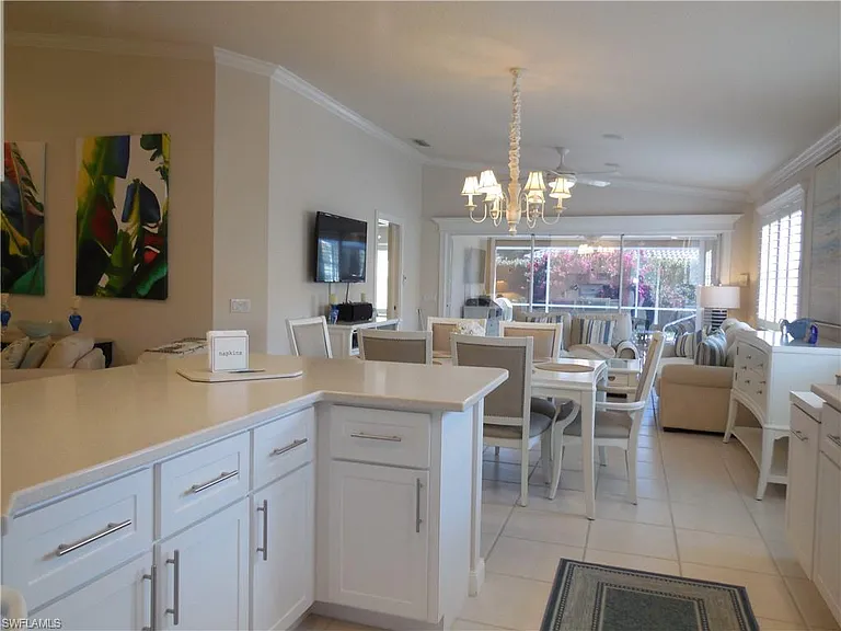 4238 Redonda Ln — Photo 16