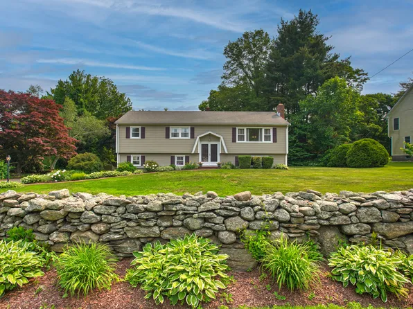 134 Walnut Street, Monroe, CT 06468