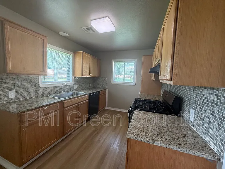 30375 E 150th St S — Photo 6