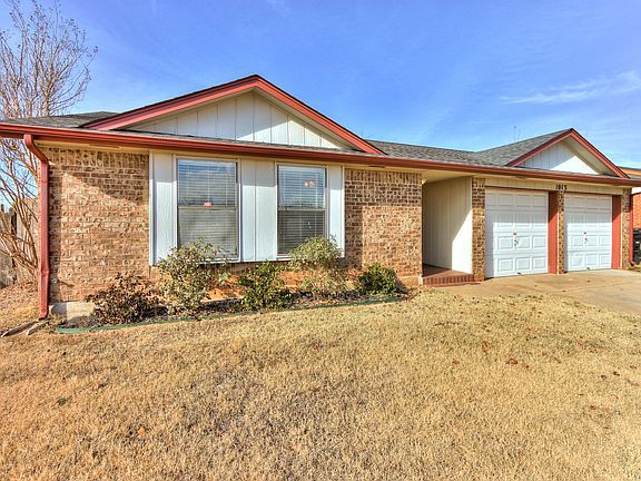 2nd image of 1013 Sweetgum St