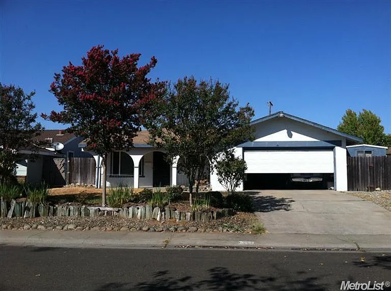 6851 Westchester Way photo 1