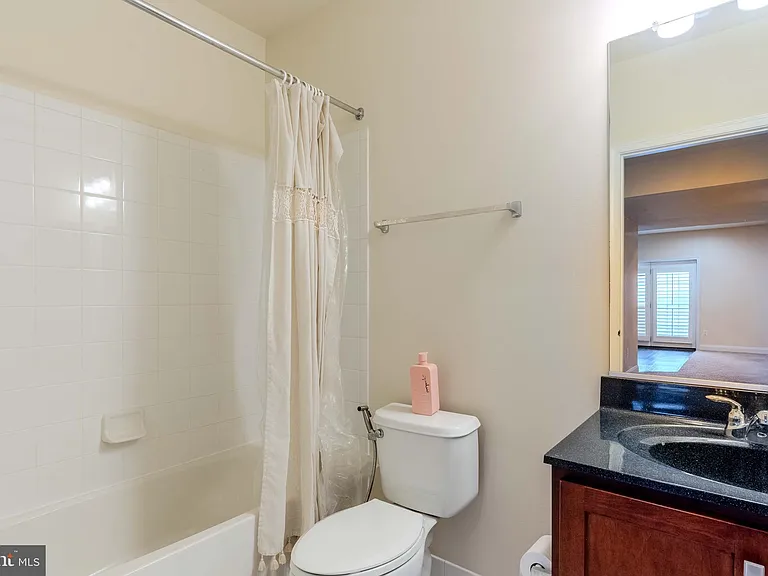 15316 Admiral Baker Cir — Photo 62