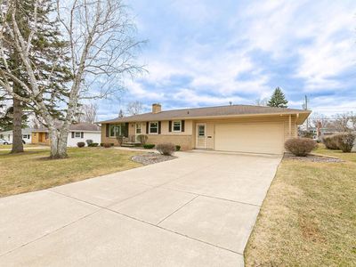 336 East BRIAR LANE, Green Bay, WI, 54301