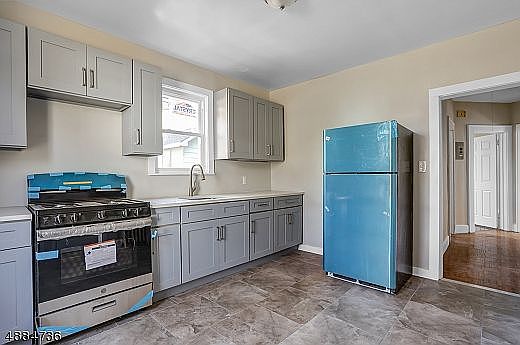3rd image of 129-131 Lincoln Pl