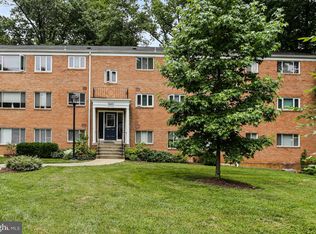10423 Montrose Ave APT 102, Bethesda, MD 20814