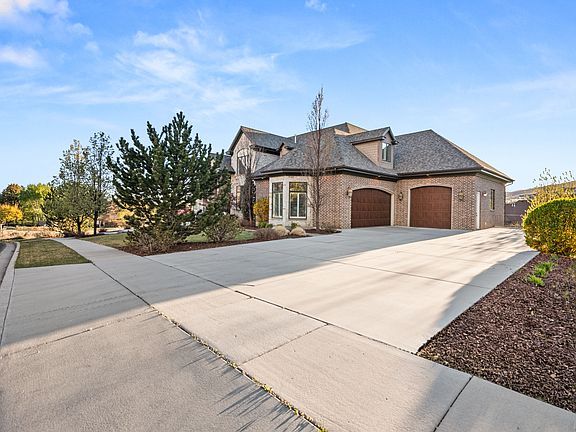 5th image of 1205 N Elk Ridge Ln #202