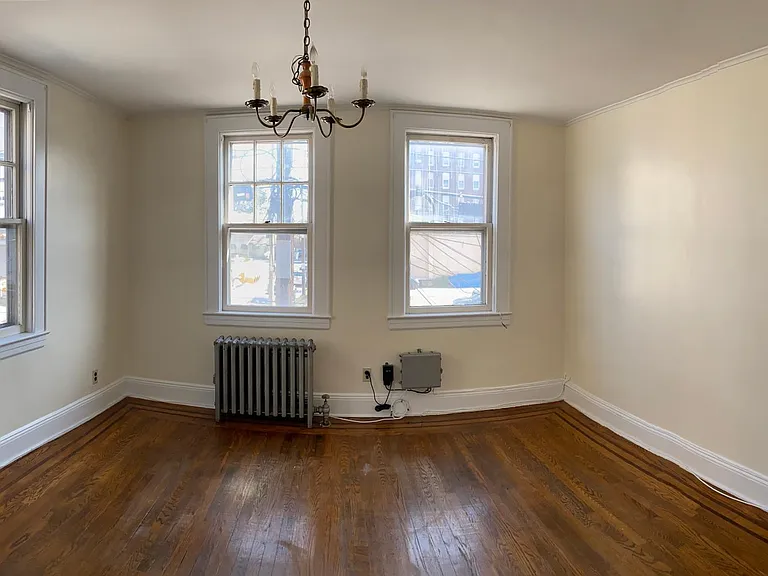 53 Johnston Ave — Photo 10