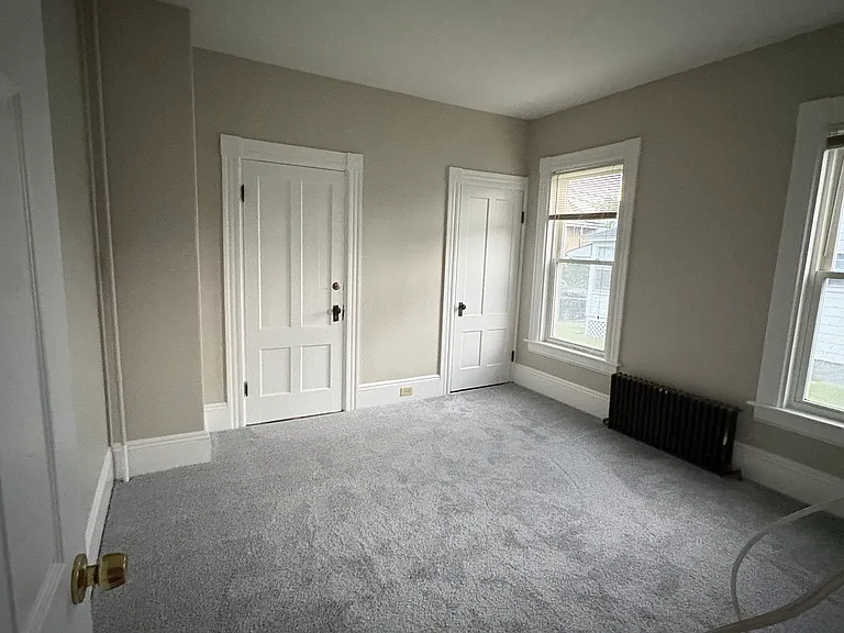 1027 Hayward St #1 — Photo 3