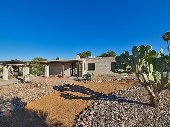 2nd image of 2526 W Calle Genova
