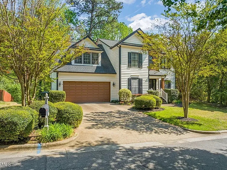 8100 Knebworth Ct — Photo 29