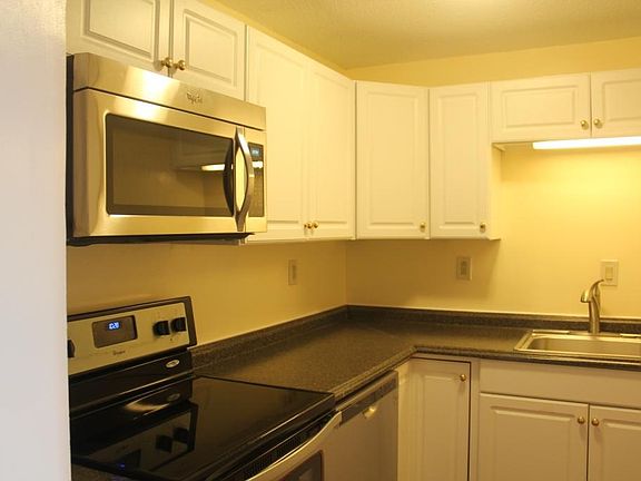 4th image of 90 Quincy Shore Dr APT 723