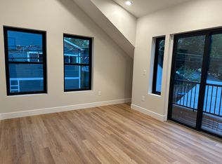 915 9th St #A, Golden, CO 80401