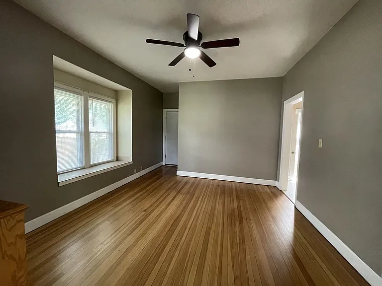 6343 Bedford Ave — Photo 3