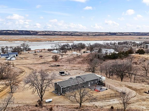 4th image of 5903 Rolling Hills Rd