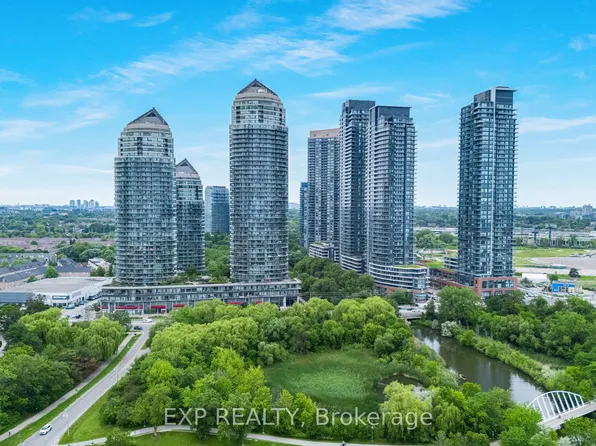 2230 Lake Shore Blvd W #808, Toronto, ON M8V 0B2
