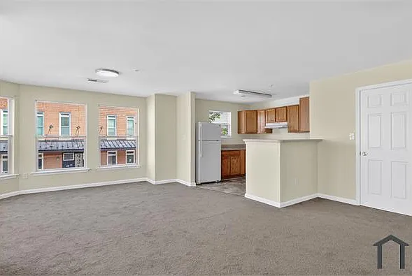 929 E Baltimore St #202 — Photo 12