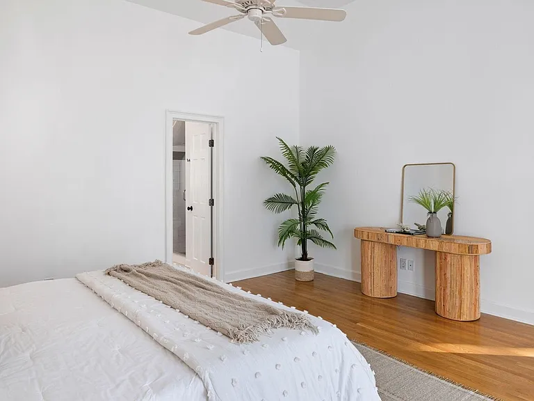 669 Palisades Dr — Photo 20