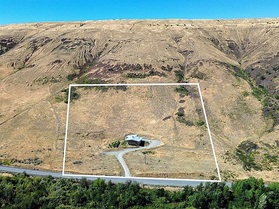 3rd image of 7400 Colockum Road