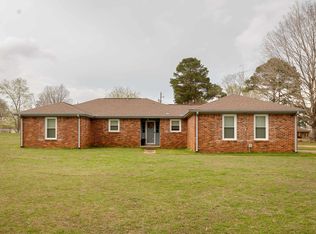 672 Acton Dr, Florence, AL 35634