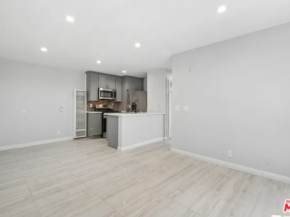852 N Bunker Hill Ave APT 105, Los Angeles, CA 90012