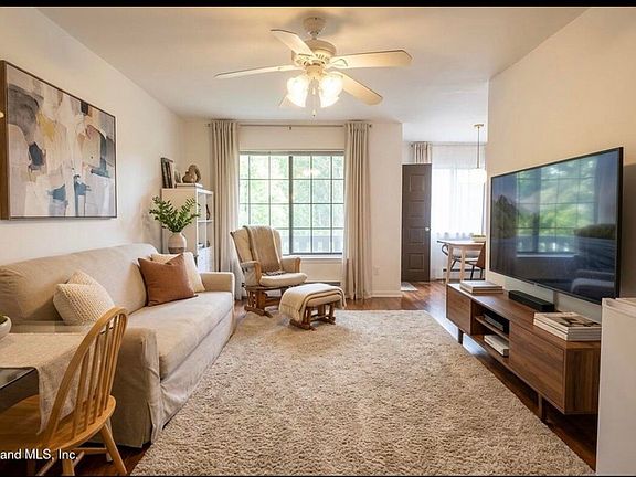 2nd image of 12 Elmwood Park Dr #2