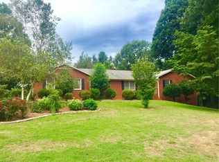 213 Primrose Ln, Lexington, NC 27295