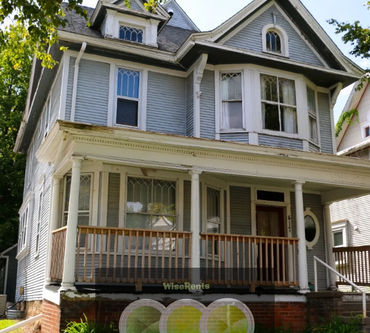 417 Warren St — Photo 2