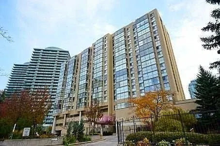 5460 Yonge St #404 — Photo 1