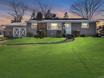 34 W Court Drive, Centereach, NY, 11720