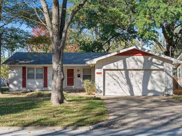 1341 S Arcadia Avenue, Springfield, MO 65804