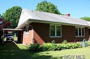 3rd image of 13 Edgewood Park Dr