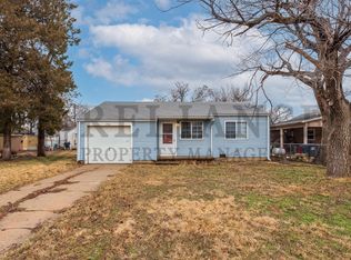 1918 W Walker Ave, Wichita, KS 67213
