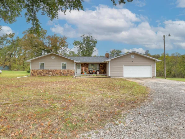 6961 County Lane 94, Carthage, MO 64836