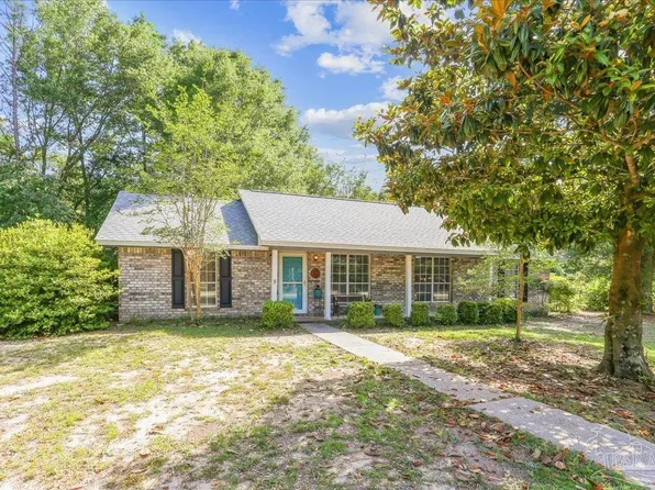 5471 Shamrock St, Milton, FL 32570