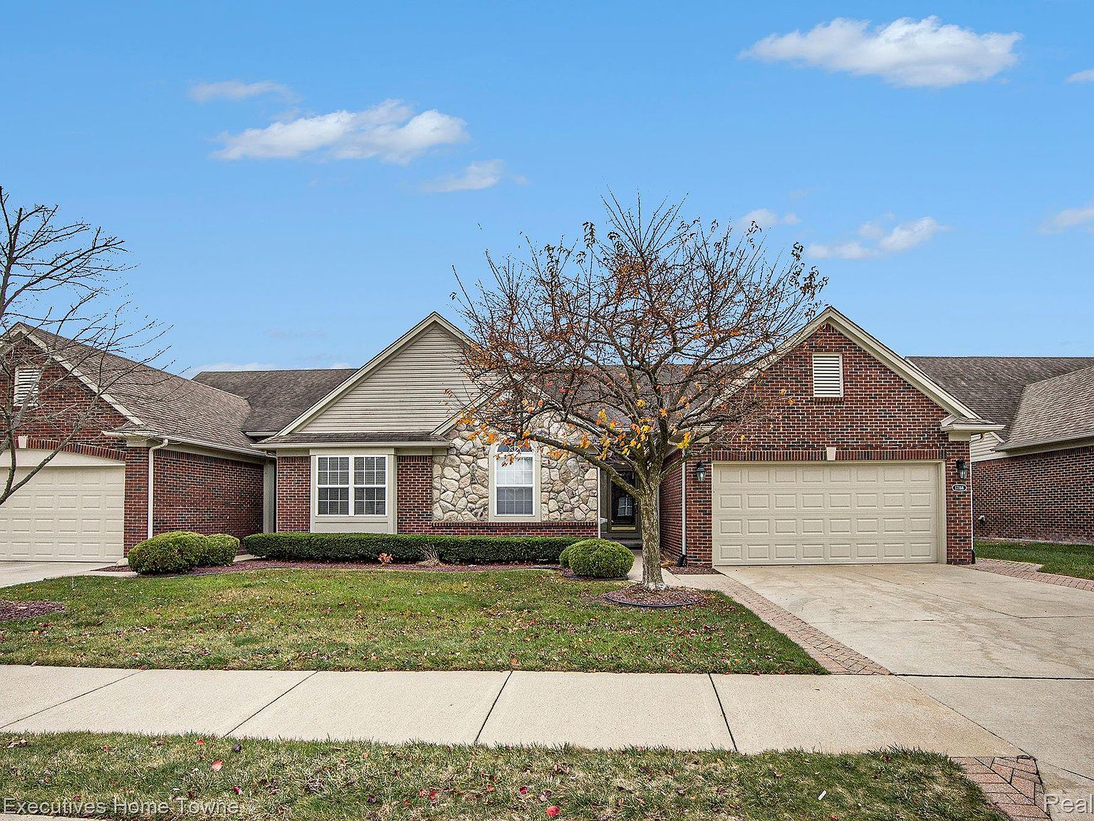 17166 Garland Dr, Macomb, MI 48042 | Zillow