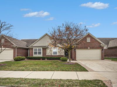17166 Garland Dr, Macomb, MI, 48042
