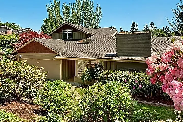5 bed, 4635 sqft, $8,000 — Photo 1