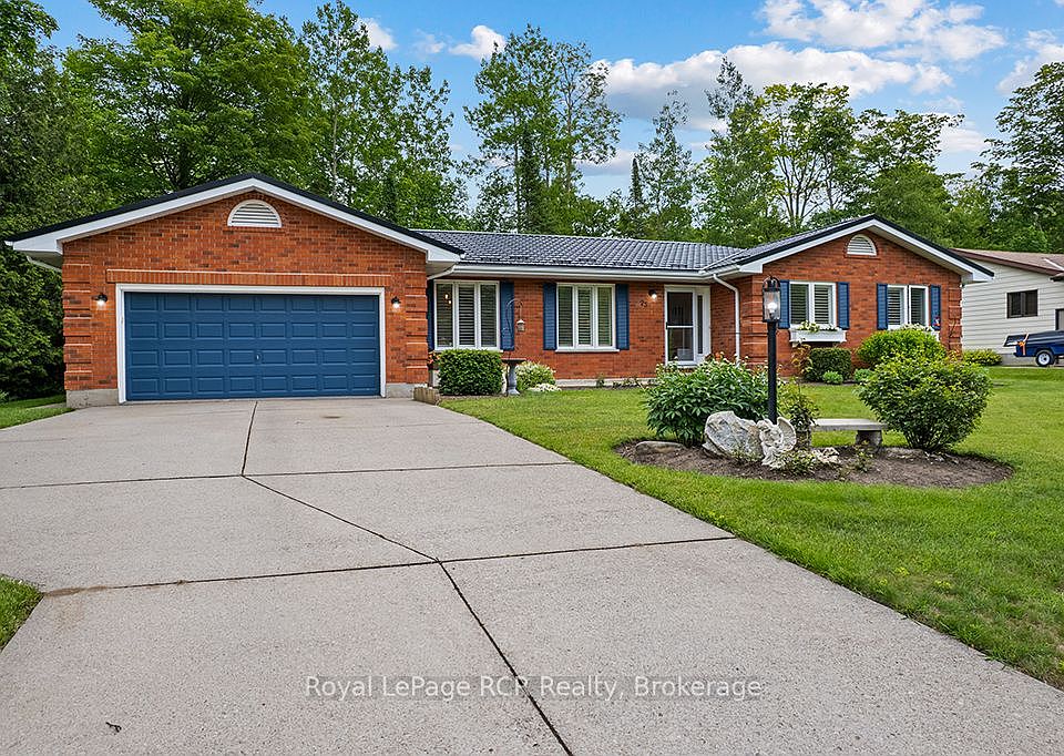 1st image of 25 Graham Cres N