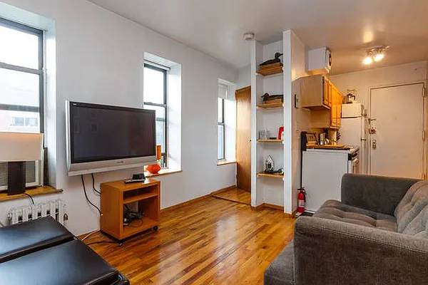 Rented by J Misrahi Realty Corp | media 7