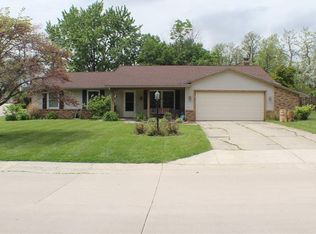 1340 Caribou Dr, Fort Wayne, IN 46804