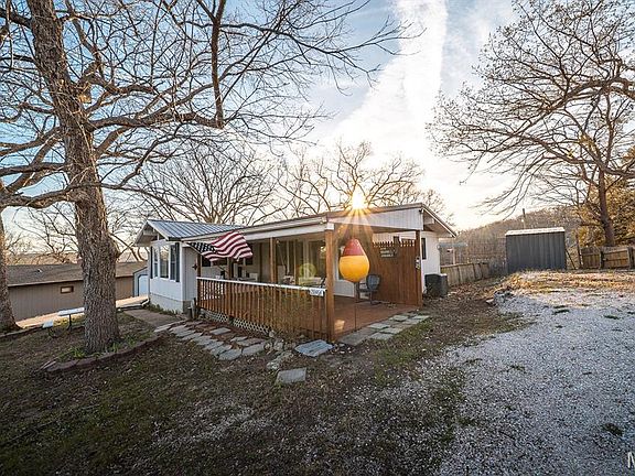 3rd image of 28464 Lucky Point Dr
