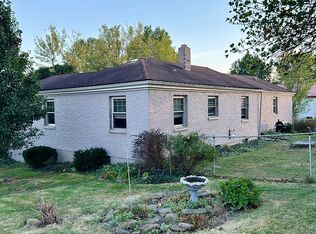 65141 Three Hills Dr, Bellaire, OH 43906